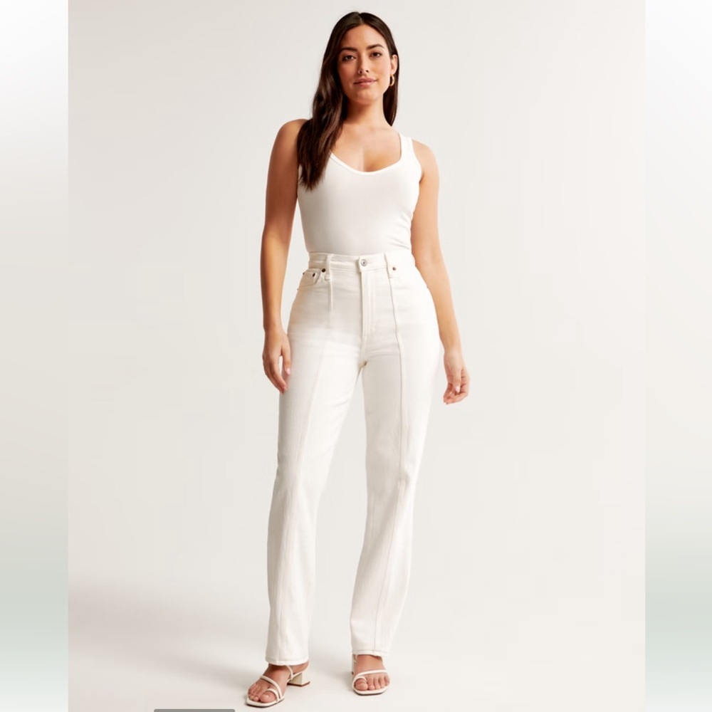 ABERCROMBIE & FITCH THE 90’s STRAIGHT ULTRA HIGH RISE CREAM WASH JEANS